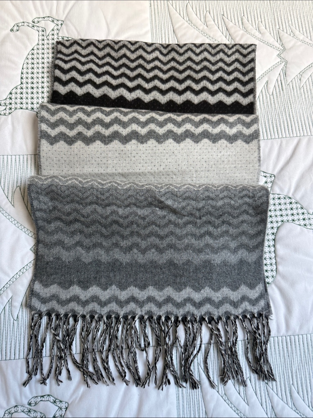 Cashmink By V.Fraas - Gray/Black Chevron Fringe Scarf-60x11 Including Fringe